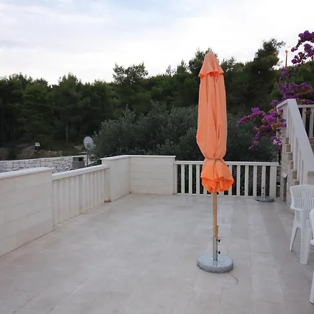 5670a Apartment *